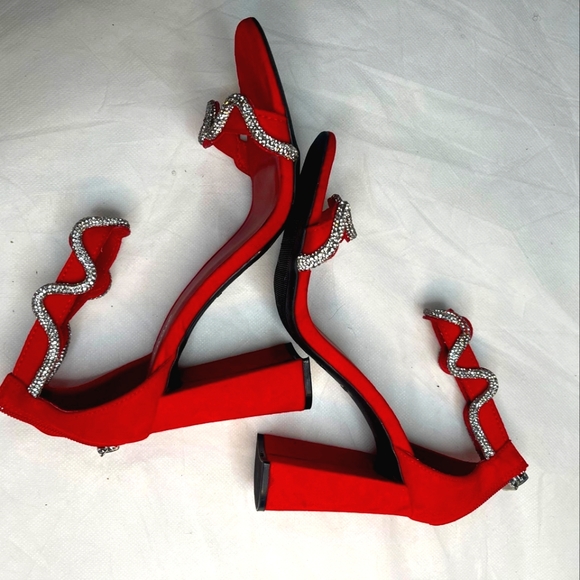 BAMBOO® Women's Single Band Chunky Heel Sandal with Ankle Strap - Picture 2 of 2